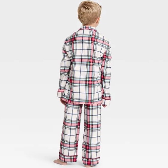 ❌SOLD❌ Big Kids Soft Plaid Christmas Holiday Flannel Pajama Set - Picture 2 of 8